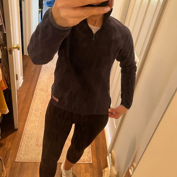 Vineyard Vines Tops - Vineyard Vines Navy Fleece, XS